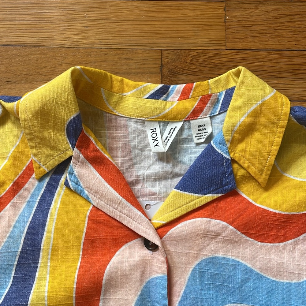 roxy button up top - Picture 2 of 4